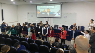 Trabajadores argumentan que una de las principales razones por las que se demanda la destitución de la secretaria general, Asa Salazar, es por “violar en reiteradas ocasiones el estatuto y meter a Aeroméxico a dos sobrecargos de Connect que fueron rescindidas, respetando su antigüedad y pasando por encima de todos los compañeros”.