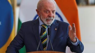El Ministerio de Hacienda de Brasil celebró la decisión del tribunal, afirmando que ayudaría a restablecer la armonía entre los poderes del Estado.
Para más información del tema, visita: https://www.eleconomista.com.mx/internacionales/tribunal-supremo-brasil-respalda-aumento-impuesto-propuesto-lula-20250716-768478.html
¡Síguenos en nuestras redes sociales para mantenerte informado!
Twitter: https://twitter.com/eleconomista
Facebook: https://www.facebook.com/ElEconomista.mx
Instagram: https://www.instagram.com/eleconomistamx
LinkedIn: https://www.linkedin.com/company/el-economista/
#ElEconomista #EETV