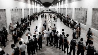 El Gobierno de El Salvador enviará a Caracas a venezolanos detenidos a cambio de estadounidenses retenidos en Venezuela, dijeron este viernes a Reuters dos funcionarios del gobierno de Washington.
Para más información del tema, visita: https://www.eleconomista.com.mx/internacionales/salvador-enviara-venezolanos-pais-cambio-estadounidenses-venezuela-20250718-768796.html
¡Síguenos en nuestras redes sociales para mantenerte informado!
Twitter: https://twitter.com/eleconomista
Facebook: https://www.facebook.com/ElEconomista.mx
Instagram: https://www.instagram.com/eleconomistamx
LinkedIn: https://www.linkedin.com/company/el-economista/
#ElEconomista #EETV
