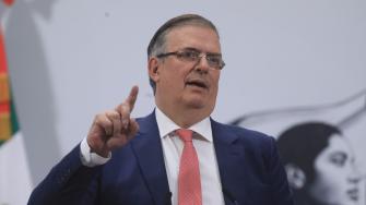 El secretario de Economía, Marcelo Ebrard, destacó el “trato muy especial” que ha obtenido México en relación con la política arancelaria del presidente estadounidense, Donald Trump.

Para más información del tema, visita: https://www.eleconomista.com.mx/empresas/ebrard-destaca-trato-especial-trump-mexico-aranceles-20250731-770661.html

¡Síguenos en nuestras redes sociales para mantenerte informado!

Twitter: https://twitter.com/eleconomista 
Facebook: https://www.facebook.com/ElEconomista.mx
Instagram: https://www.instagram.com/eleconomistamx
LinkedIn: https://www.linkedin.com/company/el-economista/

#ElEconomista #EETV