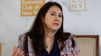 Nominada por el expresidente demócrata Joe Biden en 2023, la gobernadora de la Reserva Federal no explicó el motivo de su dimisión. Regresará a la universidad de Georgetown como profesora este año.
Para más información del tema, visita: https://www.eleconomista.com.mx/economia/adriana-kugler-renuncia-gobernadora-fed-dejara-cargo-8-agosto-20250801-770912.html
¡Síguenos en nuestras redes sociales para mantenerte informado!
Twitter: https://twitter.com/eleconomista
Facebook: https://www.facebook.com/ElEconomista.mx
Instagram: https://www.instagram.com/eleconomistamx
LinkedIn: https://www.linkedin.com/company/el-economista/
#ElEconomista #EETV
