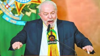 Lula da Silva promulgó una ley que flexibiliza licencias ambientales, pero vetó 63 puntos para evitar retrocesos en protección ecológica.
Para más información del tema, visita: https://www.eleconomista.com.mx/internacionales/lula-aprueba-nueva-ley-ambiental-brasil-veta-63-articulos-20250808-771912.html
¡Síguenos en nuestras redes sociales para mantenerte informado!
Twitter: https://twitter.com/eleconomista
Facebook: https://www.facebook.com/ElEconomista.mx
Instagram: https://www.instagram.com/eleconomistamx
LinkedIn: https://www.linkedin.com/company/el-economista/
T
#ElEconomista #EETV