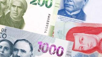 Las ventas minoristas estadounidenses aumentaron y su producción industrial cayó, fortaleciendo las apuestas de un recorte de tasas de interés.
Para más información del tema, visita: https://www.eleconomista.com.mx/mercados/precio-dolar-hoy-15-agosto-2025-cuanto-cotiza-20250815-772877.html
¡Síguenos en nuestras redes sociales para mantenerte informado!
Twitter: https://twitter.com/eleconomista
Facebook: https://www.facebook.com/ElEconomista.mx
Instagram: https://www.instagram.com/eleconomistamx
LinkedIn: https://www.linkedin.com/company/el-economista/
#ElEconomista #EETV