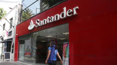 Banco Santander. Foto EE: Archivo / Rosario Servin