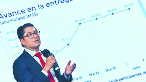Omar Mejía, subtesorero de la Federación, durante la conferencia.