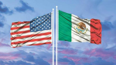 Edgar Amador Zamora, subsecretario de Hacienda, resaltó que la imposición de aranceles no sólo afectaría a otros países, sino al propio Estados Unidos.

Para más información del tema, visita: https://www.eleconomista.com.mx/economia/comercio-mexico-eu-complementario-rival-hacienda-20250213-746276.html

¡Síguenos en nuestras redes sociales para mantenerte informado!

Twitter: https://twitter.com/eleconomista 
Facebook: https://www.facebook.com/ElEconomista.mx
Instagram: https://www.instagram.com/eleconomistamx
LinkedIn: https://www.linkedin.com/company/el-economista/

#ElEconomista #EETV