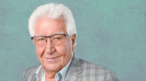 De técnico a pionero de los servicios médicos integrales. Jaime Cervantes, graduado en los 50 como ingeniero en Comunicaciones y Electrónica por el IPN, fue el creador de los servicios integrales que en la década de los 90 transformaron la operación quirúrgica de hospitales públicos. foto especial