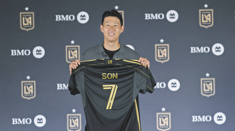 Son Heung Min, futbolista.