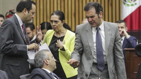 CIUDAD DE M�XICO, 17JULIO2017.- Los consejeros electorales Ciro Murayama, Adriana Favela Herrera, Benito Nacif, y Lorenzo C�rdova, consejero presidente del INE, durante la continuaci�n de la sesi�n del Consejo General del pasado viernes, en donde se discuten los topes de gastos de campa�a de las elecciones de Estado de M�xico, Nayarit y Coahuila.FOTO: ISAAC ESQUIVEL /CUARTOSCURO.COM