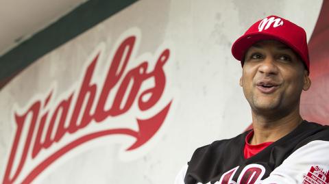 CARLOS CORPORAN, CATCHER DE LOS DIABLOS ROJOS DE LA LIGA MEXICANA DE BEISBOL (LMB) EN ENTREVISTA PARA EL ECONOMISTA. FOTO: ZULLEYKA HOYO