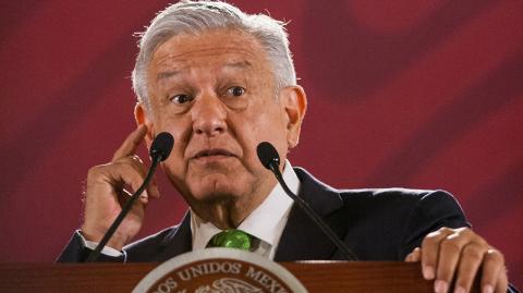 CIUDAD DE MÃ‰XICO, 16ABRIL2019.- AndrÃ©s Manuel LÃ³pez Obrador, presidente de MÃ©xico, durante la conferencia matutina donde anunciÃ³ un incremento en personas afiliadas al Seguro Social. Asimismo, se dedicÃ³ a las preguntas de comunicadores. FOTO: GALO CAÃ‘AS /CUARTOSCURO.COM