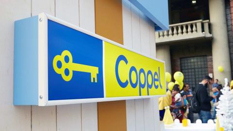 El objetivo de Coppel con la iniciativa de préstamos vía WhatsApp es eliminar trámites para la contratación de deuda. Foto EE: Cortesía Facebook Coppel