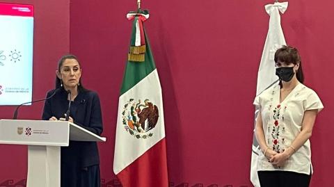 Claudia Sheinbaum, jefa de Gobierno, y Paola Félix Díaz. Foto: Tomada de Twitter