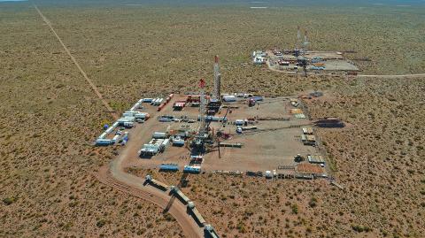 FILE PHOTO - The Vaca Muerta shale oil drilling rig is seen in the Patagonian province of Neuquen, Argentina, in this July 11, 2013 handout photo. Prensa YPF/Handout via Reuters/File Photo  ATTENTION EDITORS - THIS IMAGE HAS BEEN SUPPLIED BY A THIRD PARTY.-NARCH/NARCH30 3TP