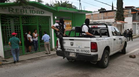 Román, que ejercía el periodismo desde hacía tres décadas, publicaba una columna en el diario Vértice de Chilpancingo y era editor de "La Realidad", una pequeña publicación regional. Foto: Reuters