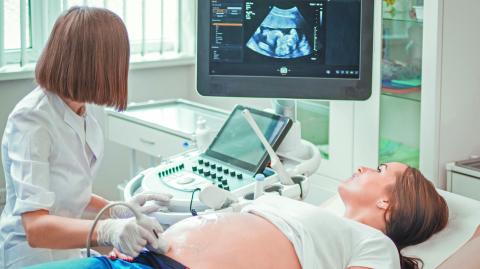 Pregnant,Woman,On,Utltrasonographic,Examination,At,Hospital