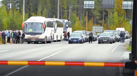 Crossings from Russia at the Vaalimaa border station in Finland