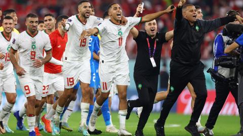 Jugadores de Marruecos celebran pase a octavos de final. Foto: Reuters