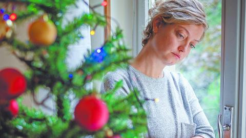 Woman,Feeling,Alone,During,Christmas,Holiday