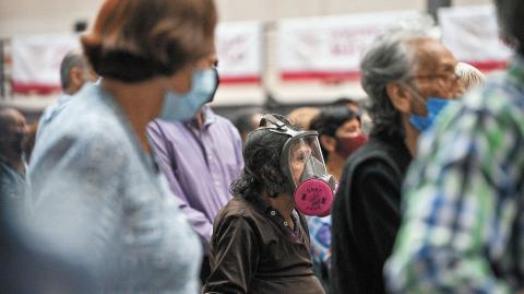 “No habrá los suficientes jóvenes para pagar las pensiones de los jóvenes que están hoy: informe de Corficolombiana