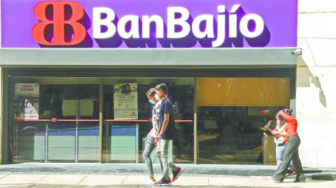 FACHADAS BANCOS, BANBAJIO, BANORTE, MI BANCO