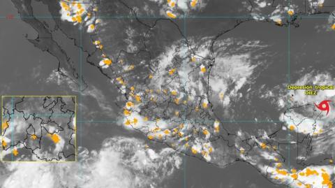 El centro de la depresión tropical Diez, está frente a la costa de Quintana Roo. Foto: Conagua