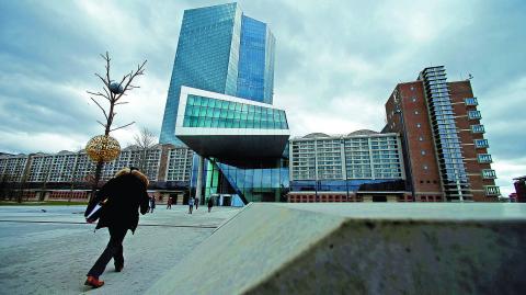 FILE PHOTO: European Central Bank (ECB) headquarters building is seen in Frankfurt