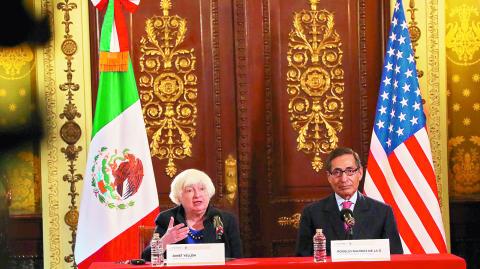 Janet Yellen Secretria del Tesoro de Estados Unidos y Rogelio RamÌrez de la O, secretario de Hacienda y crÈdito publico realozarÛn una conferencia de prensa. Fotos Rosario Servin