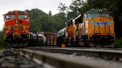 Los grupos exportadores expresaron su satisfacción con la reapertura de los cruces ferroviarios. Foto: Reuters.