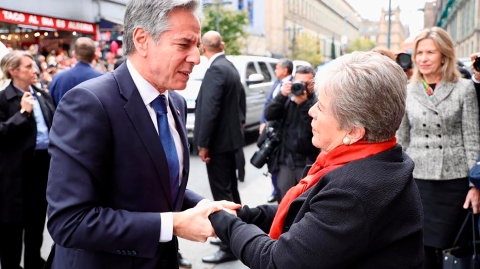 La canciller mexicana Alicia Bárcena y el  secretario de Estado de Estados Unidos, Antony Blinken, acudieron este miércoles a Palacio Nacional para una reunión de alto nivel con el presidente Andrés Manuel López Obrador. Foto EE: Cortesía X / @SRE_mx