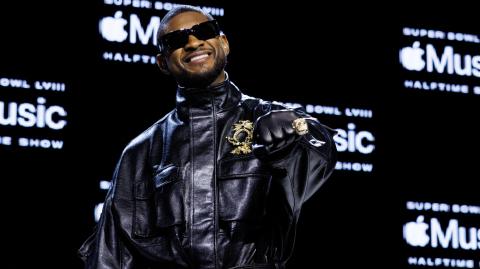 El rapero Usher fue elegido como uno de los espectáculos del medio tiempo del Super Bowl LVIII. Foto: Reuters.