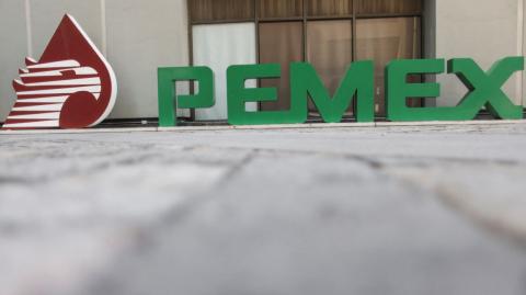 El bono de Pemex por 2,341 millones de dólares con vencimiento en 2027 paga un premio de 6.5% anual