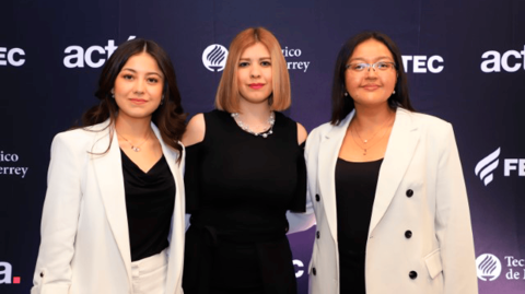 Cristina Reyes, Fernanda Borrayo, Antonia Ledezma, presidentas de FETEC de Monterrey, Santa Fe y Querétaro, respectivamente. Foto EE: Cortesía