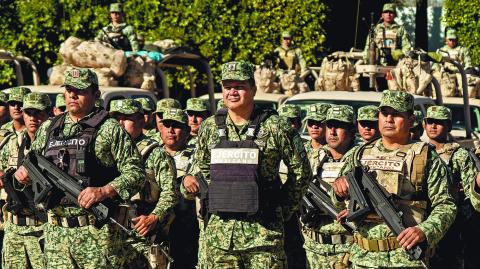 México Evalúa señaló que la transferencia de recursos a cargo de mandos civiles a mandos militares continuará