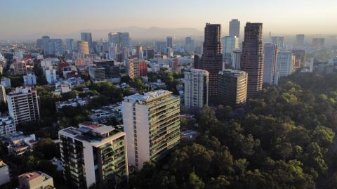 El avance se logró al crecer México a una tasa interanual de 9% en este indicador, a 52,000 millones de dólares.