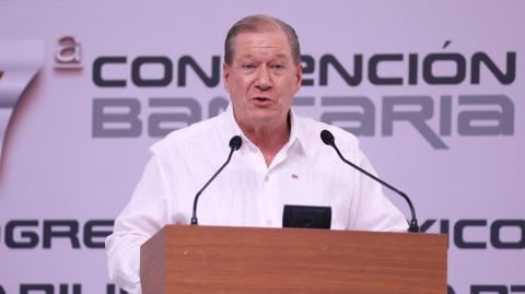 Julio Carranza, presidente de la ABM, en la clausura de la 87 Convención Bancaria. Foto EE: Hugo Salazar