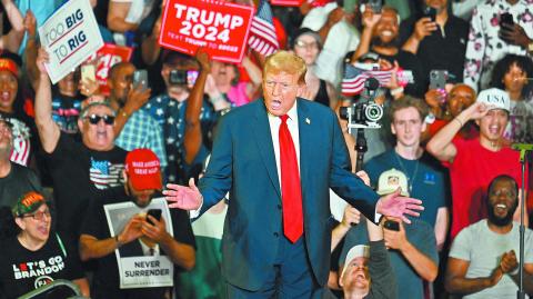 El expresidente Donald Trump, en un mitin de campaña en Filadelfia el pasado 22 de junio. Foto: AFP