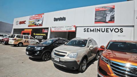 Agencia automotriz: Foto EE: Hugo Salazar.