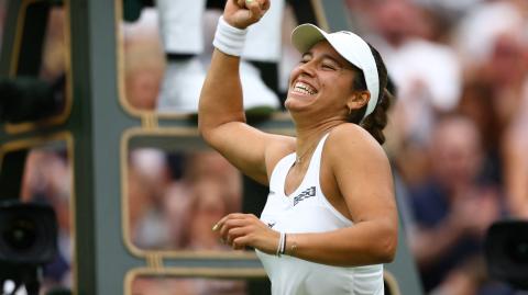 La española Jessica Bouzas Maneiro eliminó a la checa Marketa Vondrousova en Wimbledon. Foto: Reuters