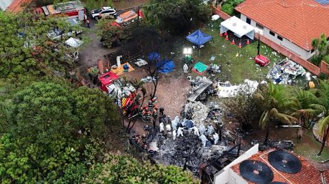 Los familiares de las víctimas han sido trasladados a Sao Paulo para ayudar a proporcionar material genético. Foto: Reuters.