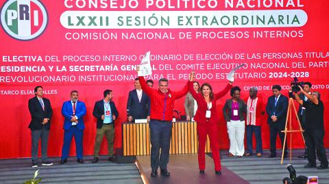 Alejandro Moreno fue reelecto con 97% de los votos como dirigente del PRI. Foto EE: Rosario Servín