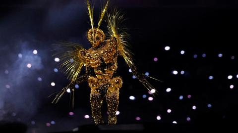 El viajero dorado procedente de otro espacio y otro tiempo. Foto: Reuters.