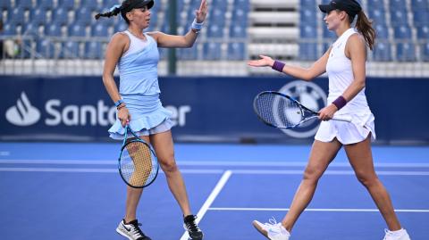 G. Olmos y A. Panova vencen a T. Babos y N. Kichenok, para asegurar su pase a las semifinales. Foto EE: Cortesía Abierto Monterrey / Seguros GNP