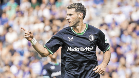 Santiago Giménez, futbolista. Foto EE: Especial