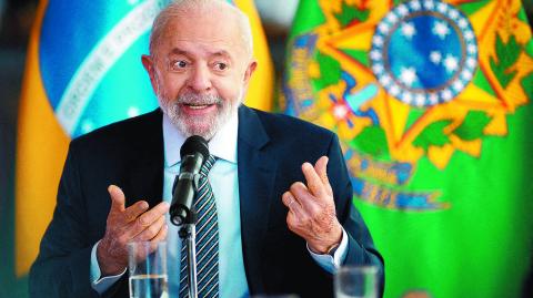 El gobierno de Lula da Silva espera recaudar 58,500 millones de reales por negociaciones tributarias para el 2025. Foto: Reuters