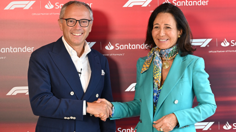 Ana Botín, presidenta global de Santander y Stefano Domenicali, director general y consejero delegado de Fórmula 1. Foto EE: Cortesía