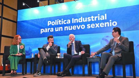 En la presentación de la “Política industrial para un nuevo sexenio”, del IMCO, expertos analizaron cómo México debe aprovechar las oportunidades comerciales con EU y Canadá. Foto EE: R. Servin