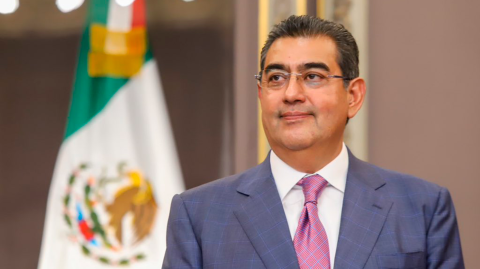 Sergio Salomón Céspedes Peregrina, gobernador de Puebla. Foto EE: Cortesía X / @SergioSalomonC