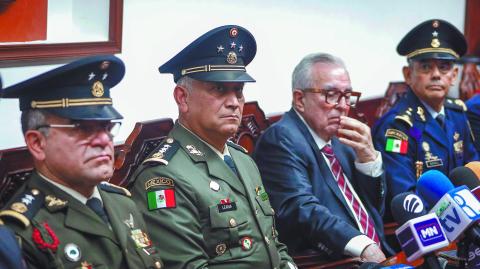 Autoridades militares y civiles en Sinaloa ofrecieron pormenores de las tareas en seguridad desplegadas en la última semana. Foto: Cuartoscuro