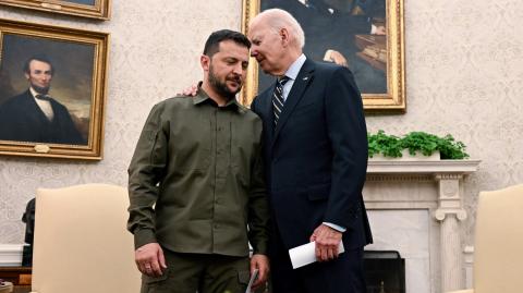 El presidente de Estados Unidos, Joe Biden, se reúne con el presidente ucraniano, Volodymyr Zelensky. Foto: AFP Archivo